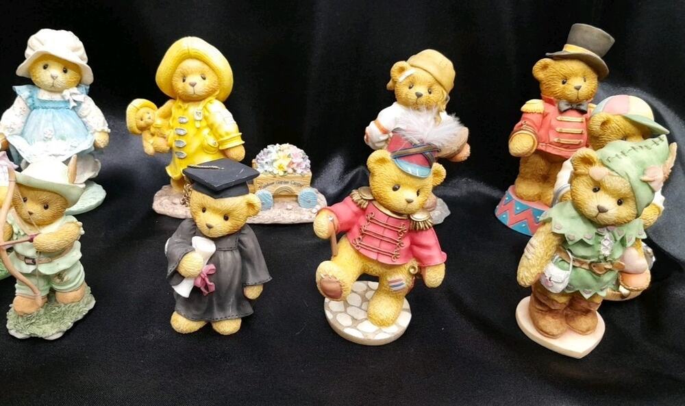 LOT of (9) Cherished Teddies Mixed See Description